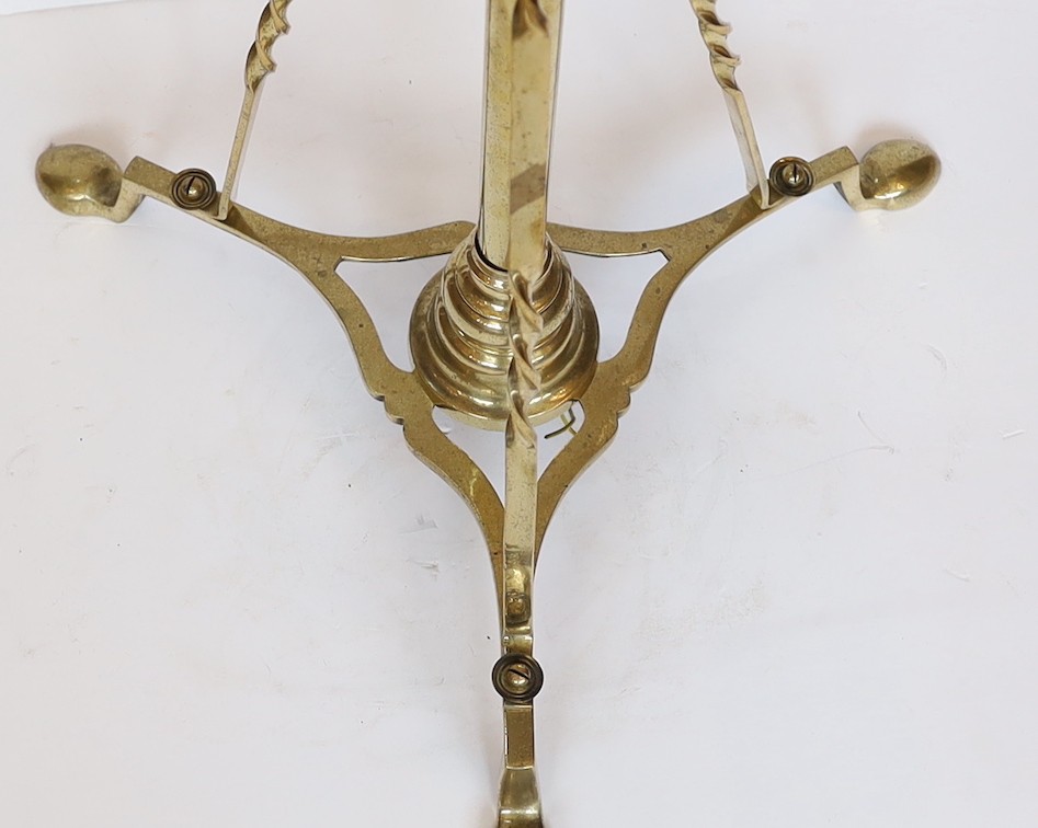 An Edwardian brass telescopic lamp standard, height 147cm